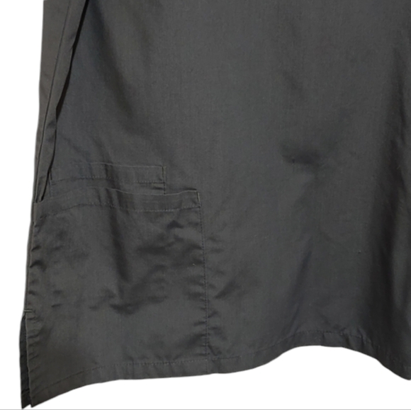 Scrub Top Pewter V Neck Short Sleeve Strictly Scrubs sz Large - Picture 6 of 6